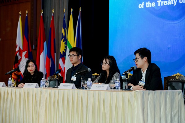 Envisioning a World Free from Nuclear Weapons