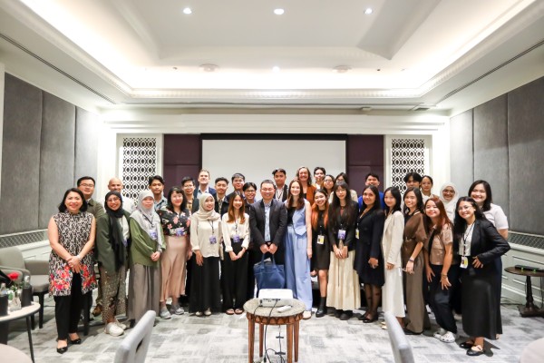 Envisioning a World Free from Nuclear Weapons